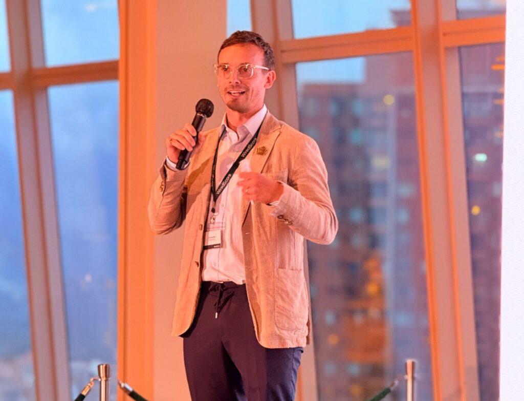 Ed Jennings at the HK Home event